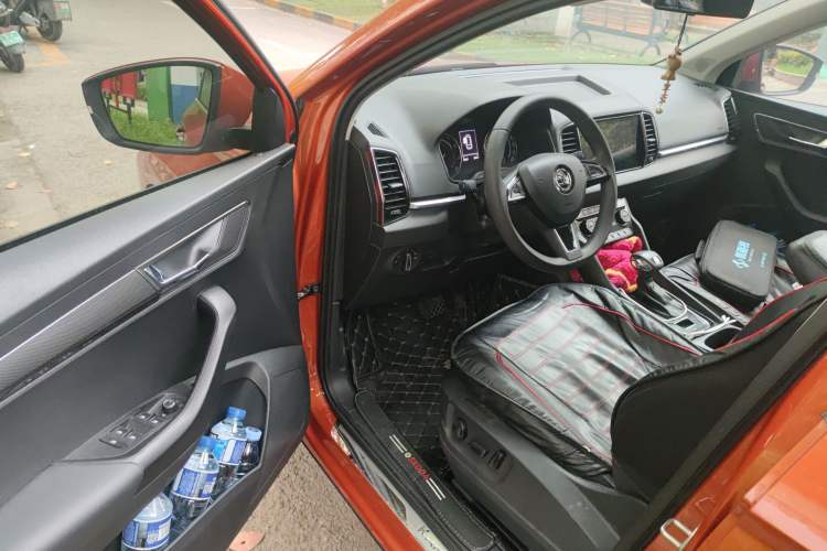 Used Skoda Karoq 2020 TSI280 Luxury Smart Edition China VI Standard Driver Seat