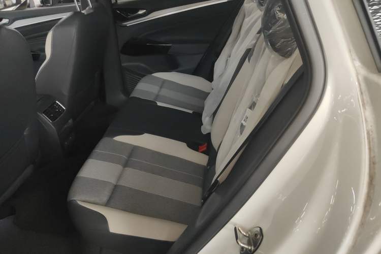 Used Volkswagen ID.4 CROZZ 2022 Long-Range PURE+ Edition