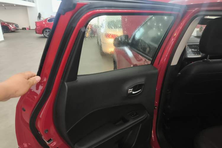 Used Jeep Compass 2017 200T Automatic Family Edition