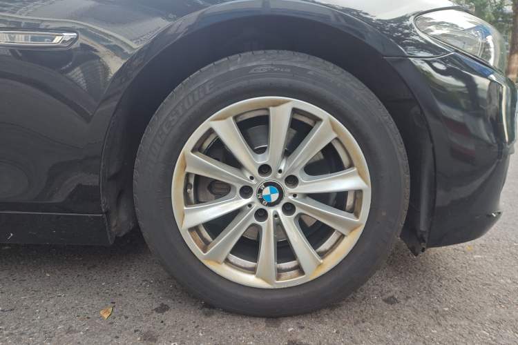 Used BMW 5 Series 2014 520i Elegant Edition