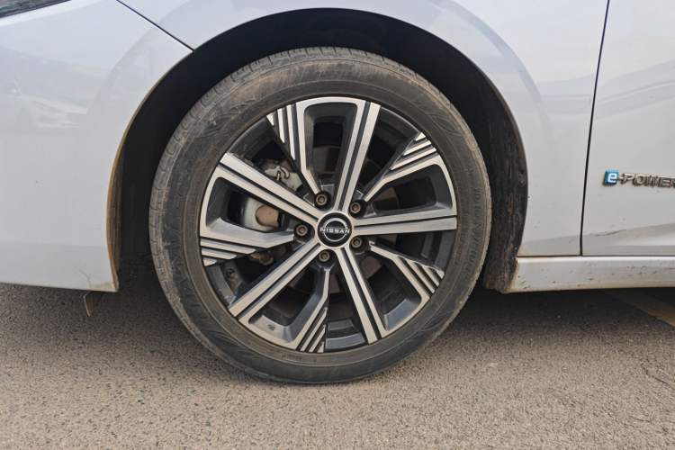 Used Nissan Sylphy 2023 Super Hybrid Electric Drive Ultra-Luxury Model Exterior 4