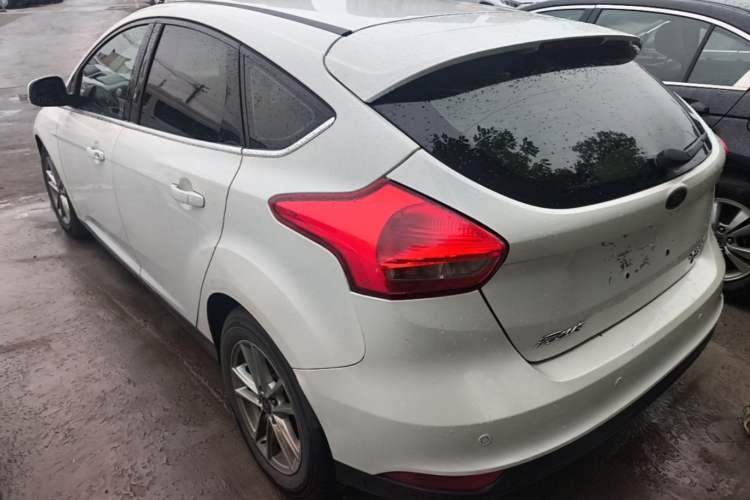 Used Ford Focus 2015 Hatchback EcoBoost 180 Automatic Elite Model
