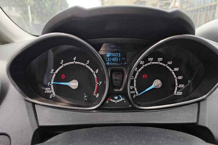 Used Ford Fiesta 2013 Hatchback 1.5L Automatic Fashion Edition
