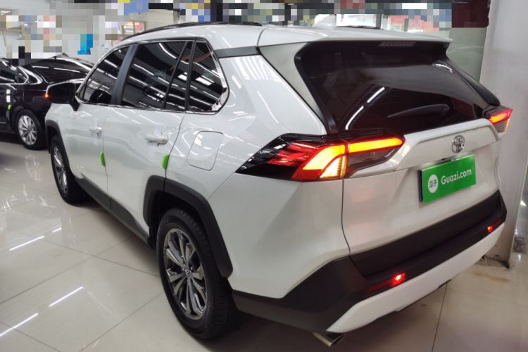 Used Toyota RAV4 2023 2.0L CVT Two-Wheel Drive Fashion Plus Edition Rear Left 45 Deg