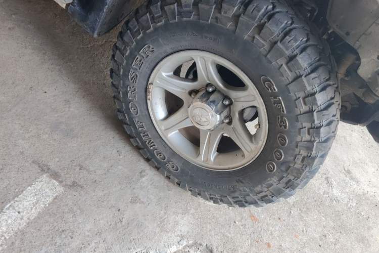 Used Leopaard Q6 2014 2.4L Four-Wheel Drive Version