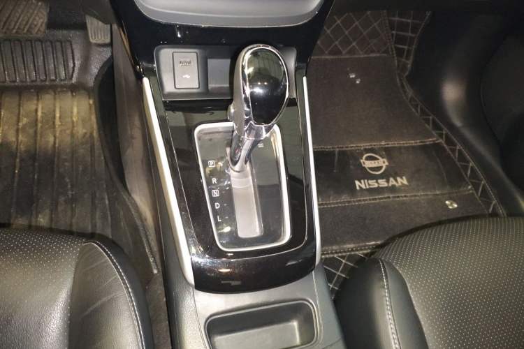 Used Nissan Sylphy 2019 1.6XV CVT Smart Connect Luxury Edition China VI Standard