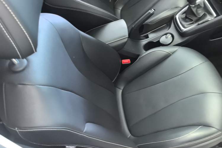 Used Roewe i5 2020 1.5L Manual 4G Connect Leehao Flagship Edition