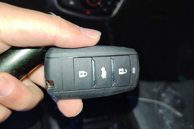 Used Changan CS75 2017 Shangkui Edition 1.5T Automatic Fengxiang Model
