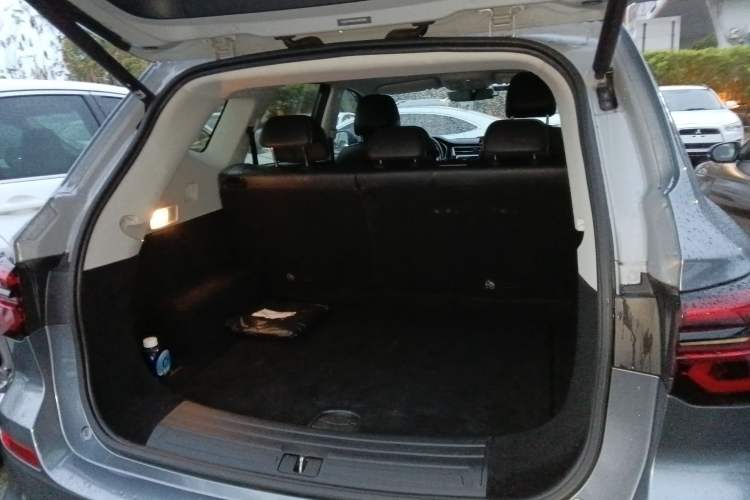 Used Roewe RX5 2020 PLUS 300TGI Automatic Ali National Trend Flagship Edition