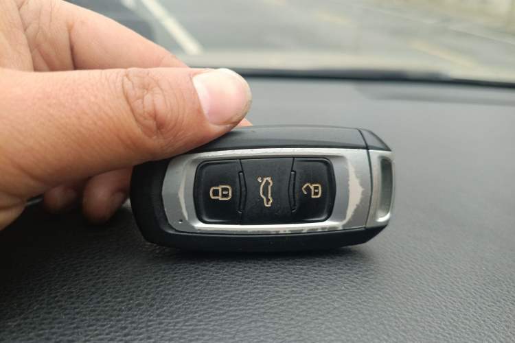 Used Geely Auto Emgrand GT 2015 1.8T Luxury Model Vehicle Key