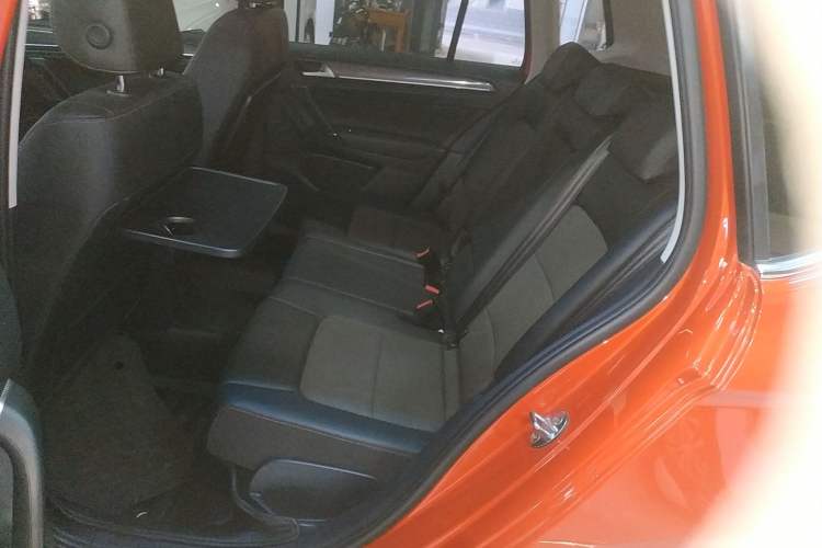 Used Volkswagen Golf Sportsvan 2018 230TSI Automatic Trend Edition