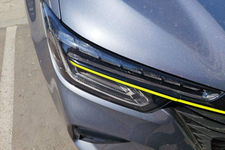 Used Roewe RX5 2020 PLUS 300TGI Automatic Ali National Trend Flagship Edition Right Front Headlight