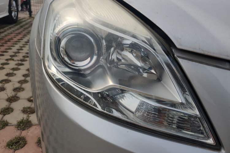 Used Buick Excelle 2013 1.5L Manual Classic Model
