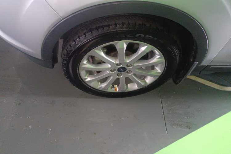 Used Ford Kuga 2013 1.6L GTDi 4x4 Elite Model
