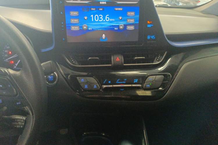 Used Toyota C-HR 2018 2.0L Leading with Sunroof China VI Standard
