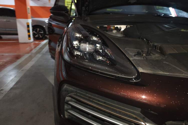 Used Porsche Cayenne 2018 Cayenne 3.0T Right Front Headlight