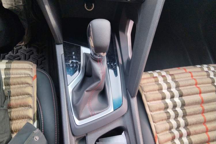 Used Chevrolet Orlando 2019 Redline 530T Automatic Enjoyment Version (5+2 Seating) China VI Gear Lever