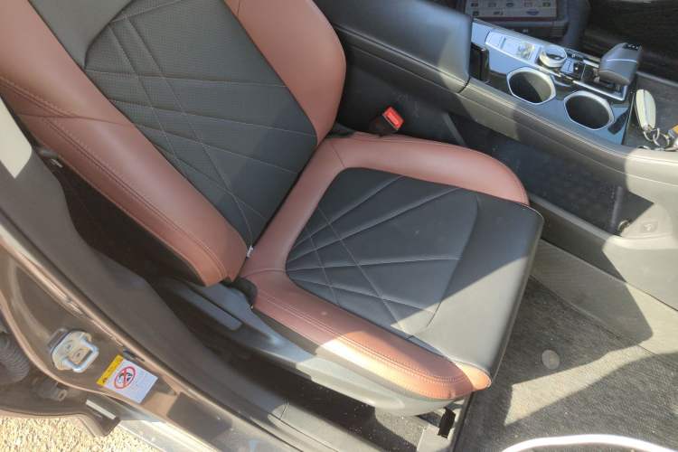 Used CHANGAN Eado 2022 PLUS Blue Whale NE 1.4T GDI DCT Prestige Edition Right Front Seat