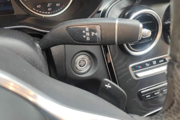 Used Mercedes-Benz C-Class 2019 C 180 L Dynamic Sports Edition Gear Lever