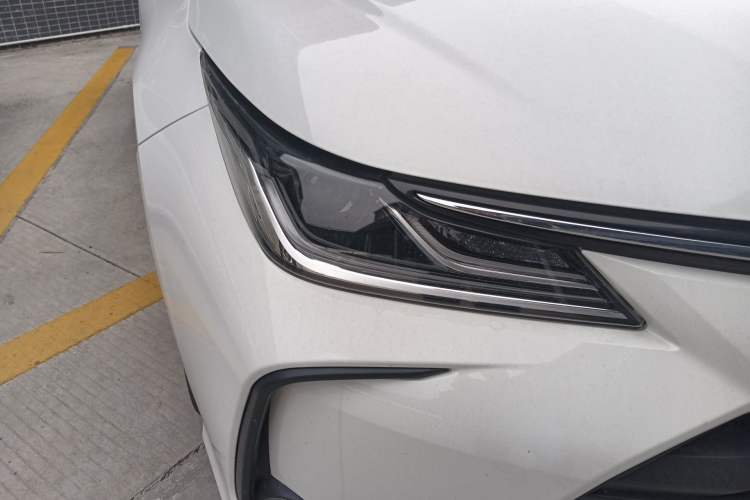 Used Toyota Corolla 2022 TNGA 1.5L CVT Pioneer Edition Right Front Headlight