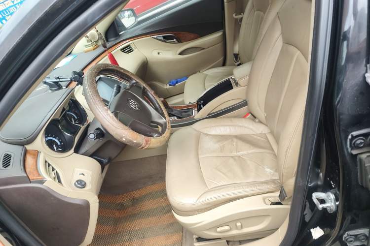 Used Buick LaCrosse 2012 2.4L SIDI Elegant Edition Left Front Seat