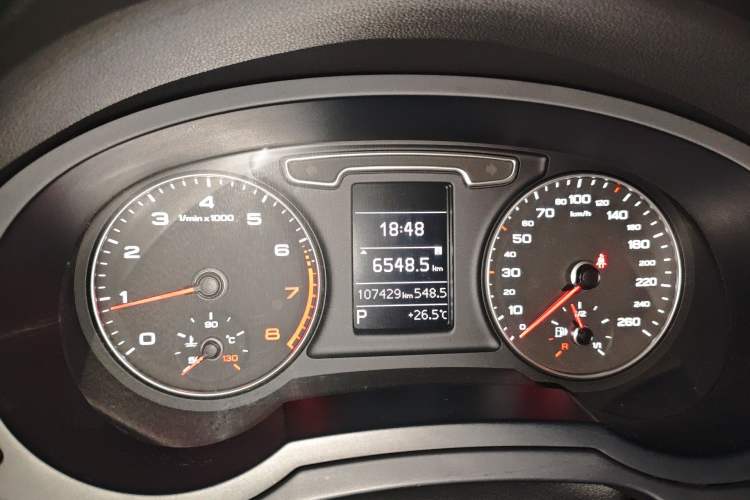 Used Audi Q3 2013 35 TFSI Comfort Model Instrument Cluster