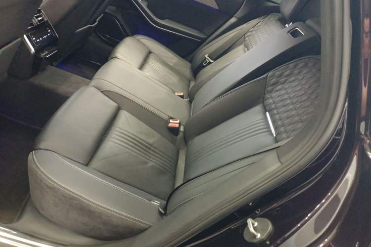 Used Hongqi H9 2020 2.0T Smart Connect Flagship Edition Left Rear Seat