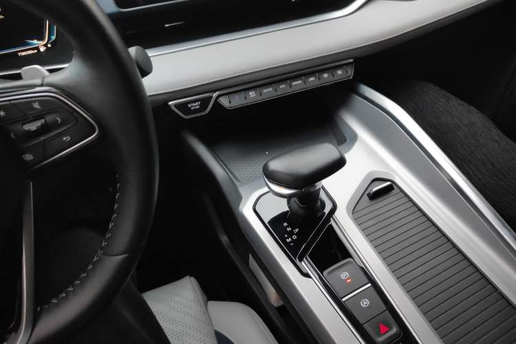 Used Geely Auto Preface 2021 2.0TD Luxury Version Gear Lever