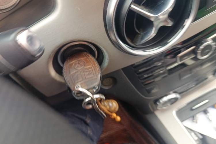 Used Mercedes-Benz GLK-Class 2013 GLK 300 4MATIC Fashion Model