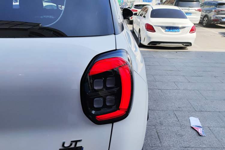 Used AION UT 2025 330 Starlight Edition Right Rear Taillight