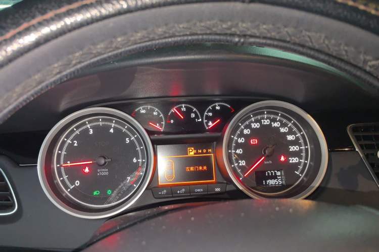 Used Peugeot 508 2013 2.0L 2nd Anniversary Edition Automatic Smart Enjoyment Version
