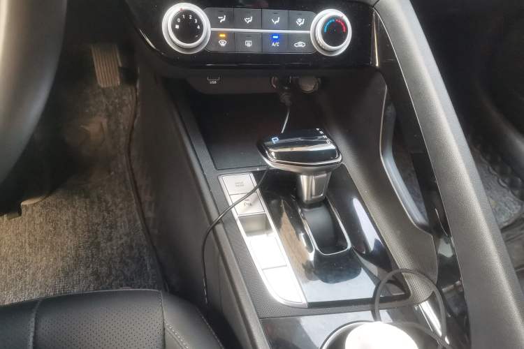 Used Hyundai Elantra 2021 1.5L CVT GLX Elite Edition
