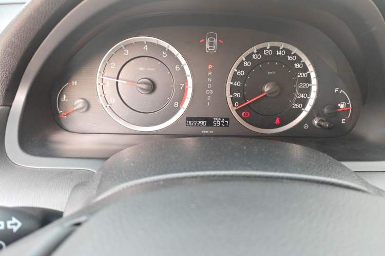 Used Honda Accord 2012 2.0L SE Odometer Close Up