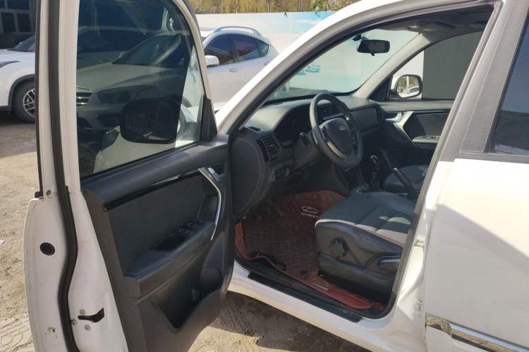 Used Chery Tiggo 3 2016 1.6L Manual ZhiShang Edition