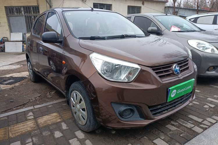 Used Venucia R30 2014 1.2L Manual Enjoyment Edition
