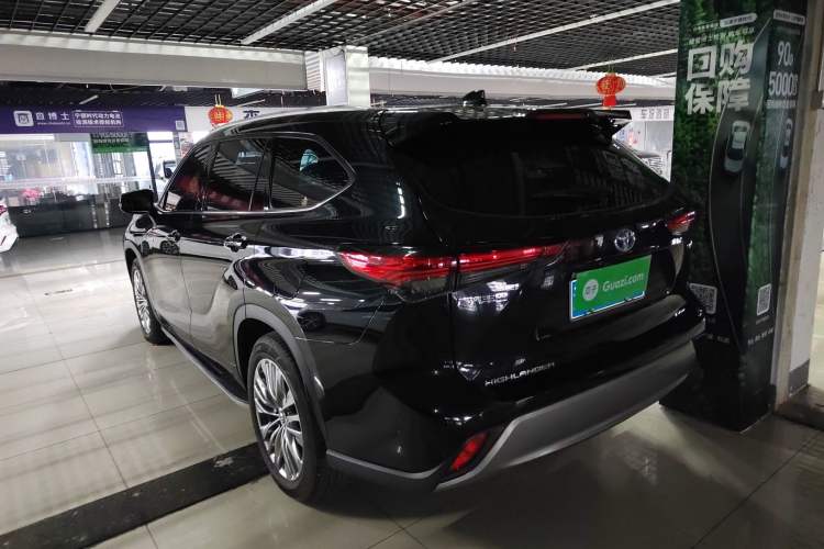 Used Toyota Highlander 2022 Dual-Engine 2.5L Four-Wheel Drive Prestige Version 7 Seats Exterior 2