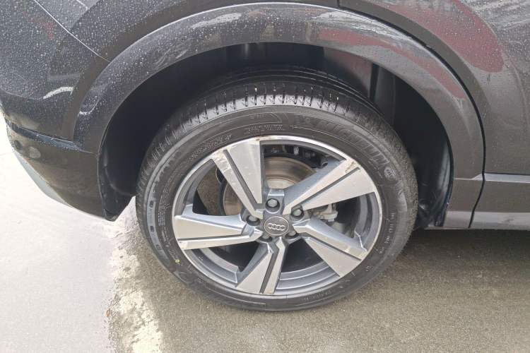 Used Audi Q2L 2021 35 TFSI Fashion Dynamic Model
