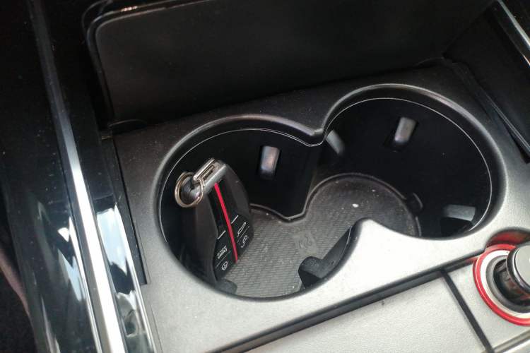 Used Hongqi HS5 2022 2.0T Smart Connect Flagship All-Wheel-Drive Version
