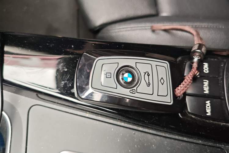 Used BMW 3 Series GT 2018 320i Sport Edition
