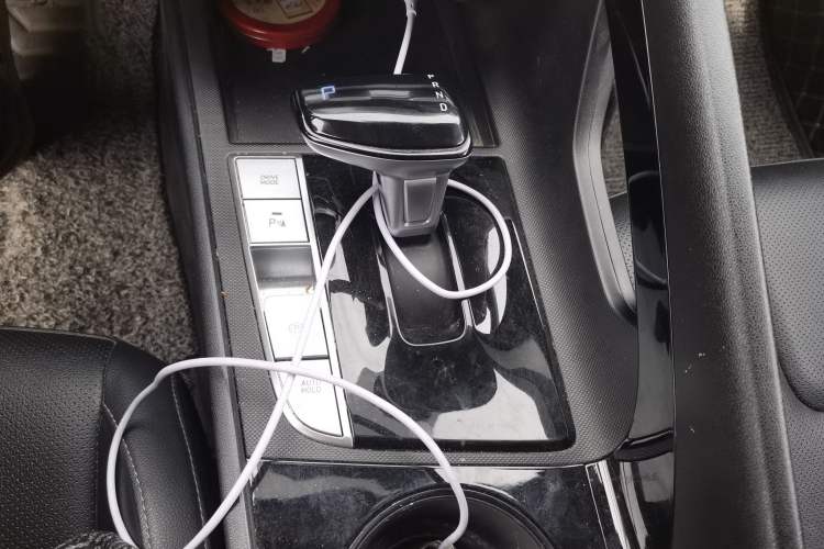 Used Hyundai Elantra 2023 1.5L CVT GLX Elite Edition Gear Lever