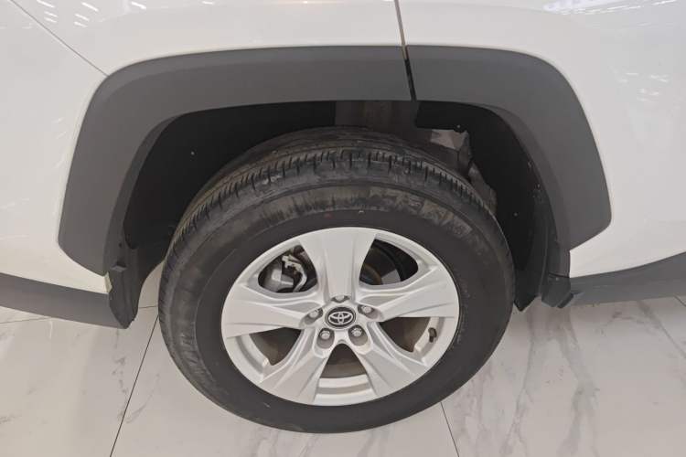 Used Toyota RAV4 2024 2.0L CVT Two-Wheel Drive Urban Edition