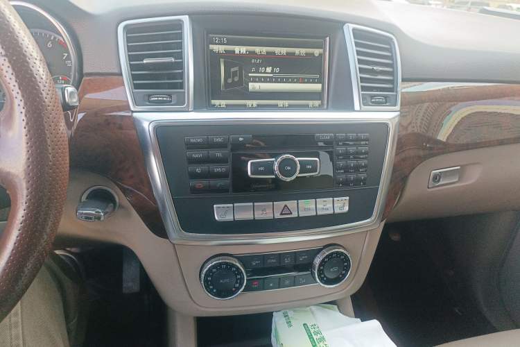 Used Mercedes-Benz M-Class 2014 ML 400 4MATIC Dynamic Model