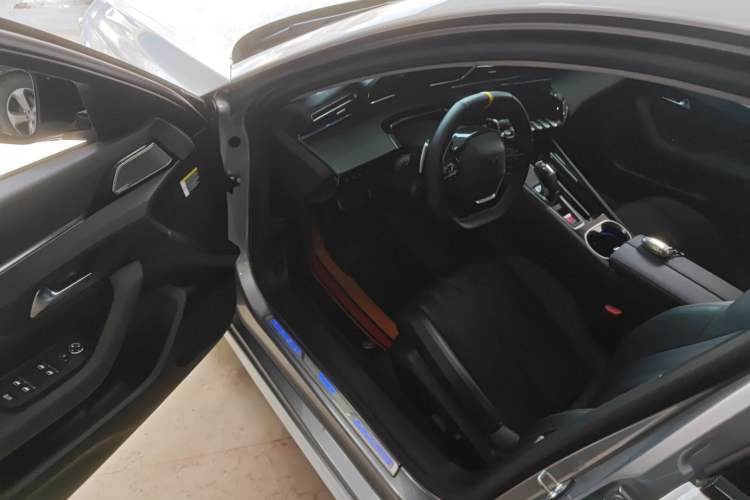 Used Peugeot 508L New Energy 2021 1.6T Plug-in Hybrid Tech Edition Driver Seat