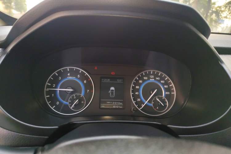 Used Dongfeng Fengon S560 2019 1.8L Manual Urban Model
