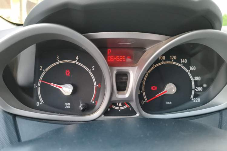 Used Ford Fiesta 2011 Sedan 1.5L Automatic Fashion Edition Odometer Close Up