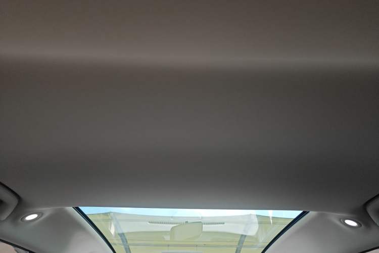 Used AION UT 2025 420 Prestige Edition Headliner