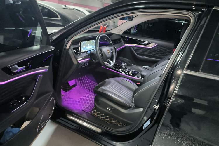 Used Hongqi HS5 2022 Revised Version 2.0T Smart Connect Flagship Edition
