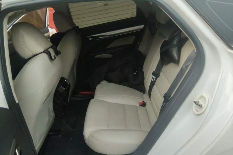 Used Geely Auto Binray 2018 14T CVT Binyi Edition Left Rear Seat