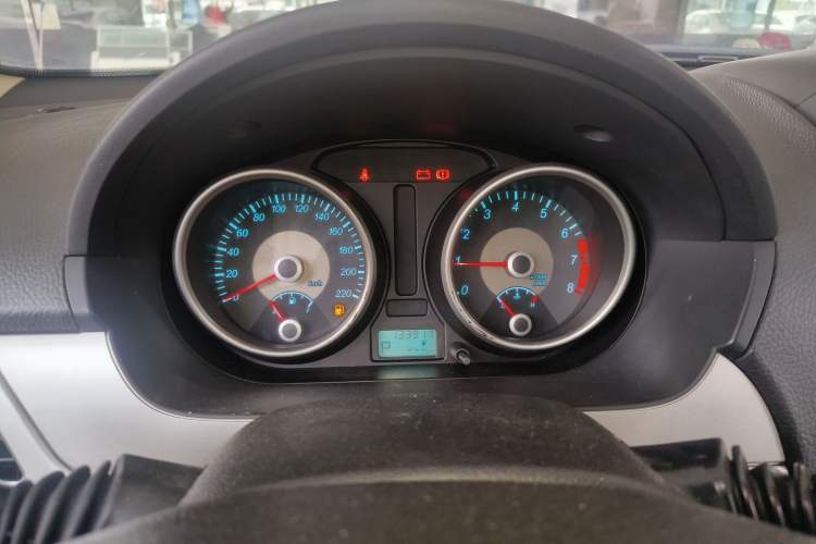 Used Buick Excelle 2013 1.5L Automatic Classic Model Instrument Cluster