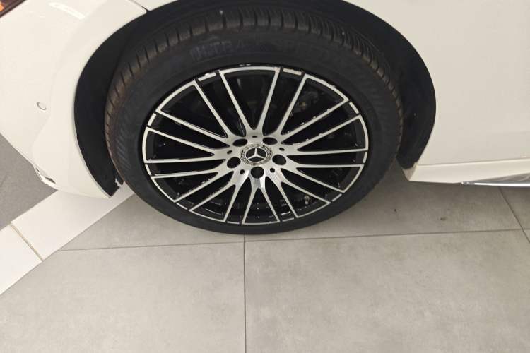 Used Mercedes-Benz C-Class 2023 C 200 L Sport Edition Exterior 4